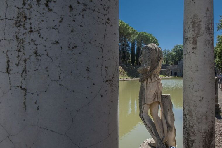 from-rome-villa-deste-and-hadrians-villa-tivoli-day-tour