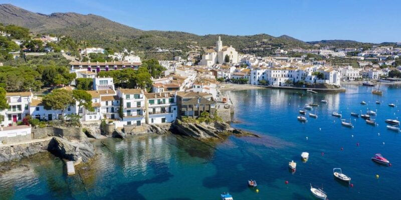 from-roses-boat-trip-and-visit-cadaques-all-day