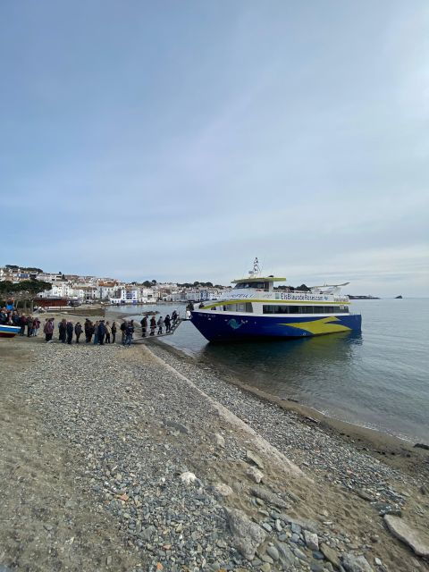from-roses-cadaques-catalonian-coast-boat-tour