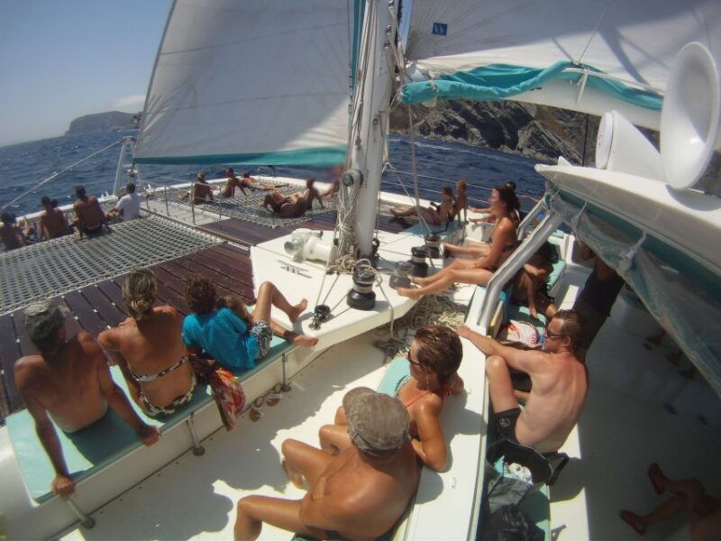 from-roses-catamaran-cruise-to-cap-de-creus