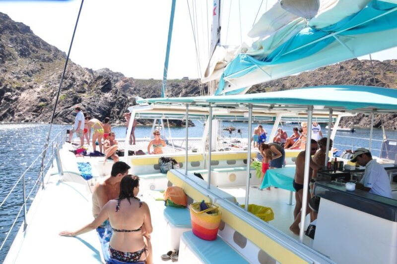 from-roses-catamaran-cruise-to-cap-de-creus
