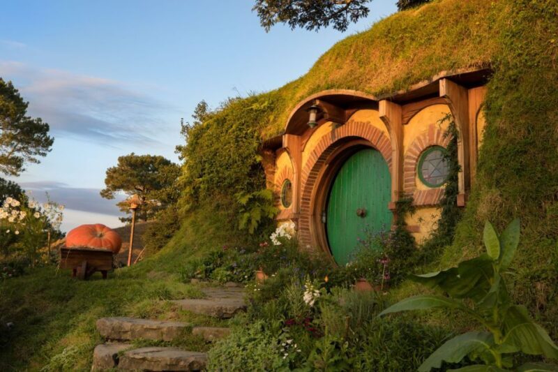 From Rotorua: Hobbiton Movie Set Tour with Festive Lunch - Exploring the Hobbiton Movie Set Tour from Rotorua: A Complete Guide