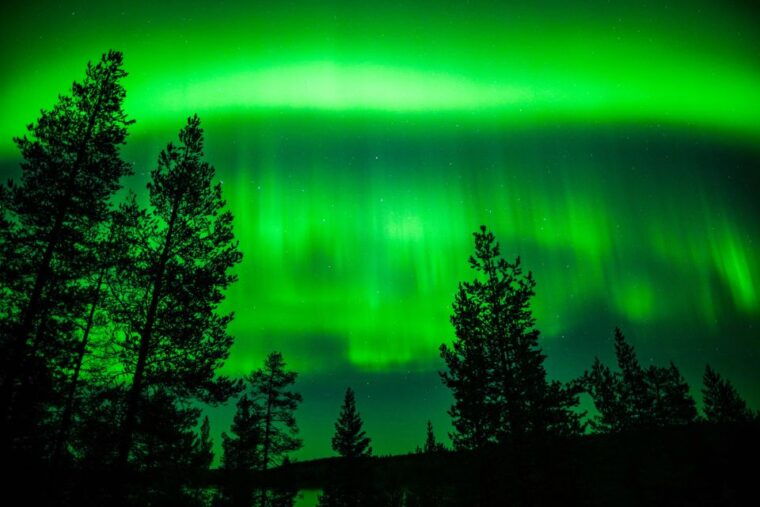 from-rovaniemi-family-friendly-northern-lights-tour