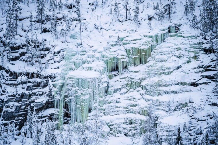 from-rovaniemi-frozen-waterfalls-of-korouoma-full-day-tour