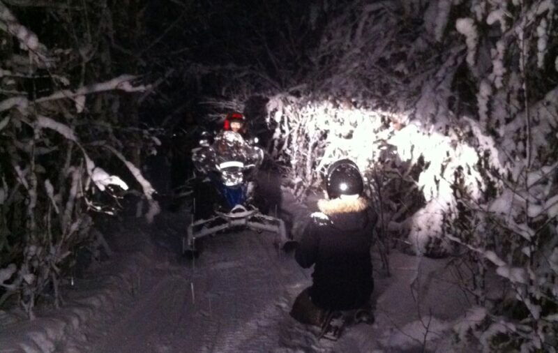 from-rovaniemi-night-snowmobile-safari