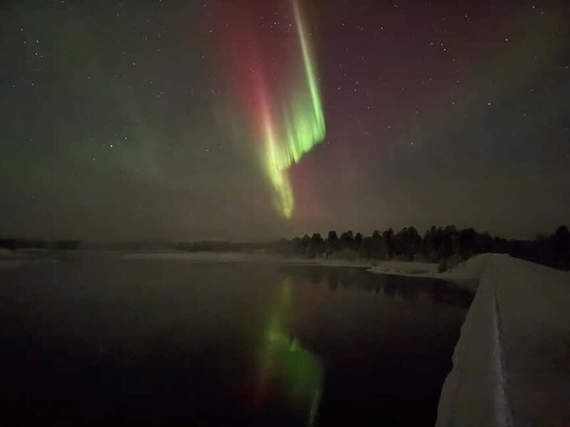 From Saariselkä: Aurora Hunting Tour with Campfire & Snacks - Key Points