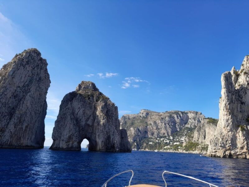 from-salerno-small-group-boat-tour-of-capri