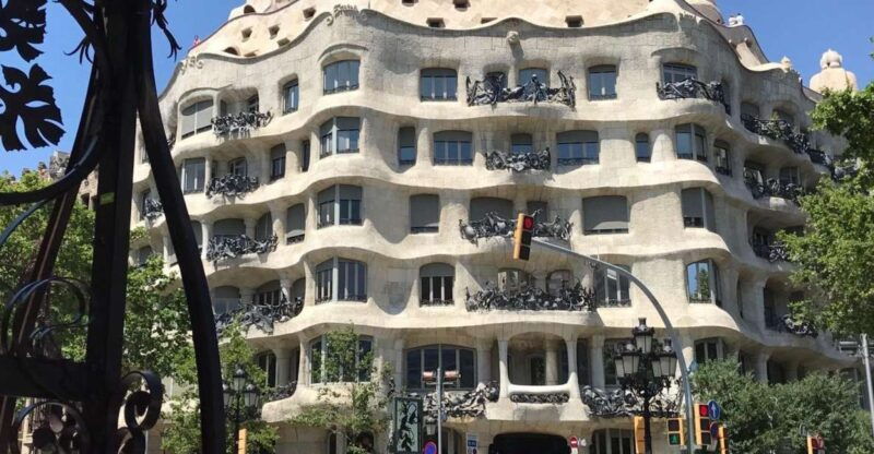 from-salou-full-day-barcelona-panoramic-tour-with-free-time