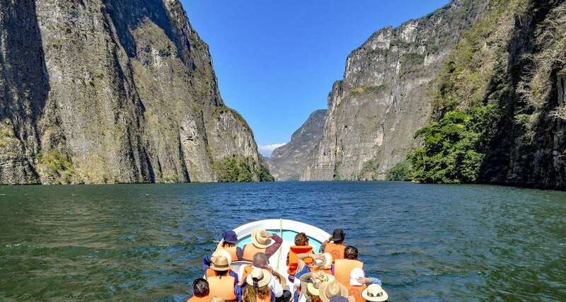 from-san-cristobal-sumidero-canyon-chiapa-de-corzo-tour