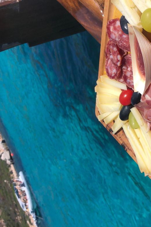 from-san-paolo-tavolara-and-molara-island-cruise-with-lunch