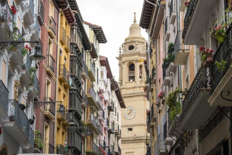 from-san-sebastian-pamplona-city-tour