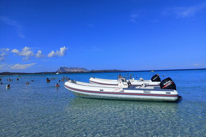 from-san-teodoro-mini-tour-of-the-tavolara-archipelago