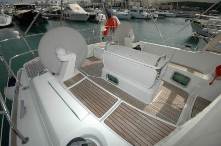 from-santa-teresa-sailboat-tour-to-corsica-with-lunch