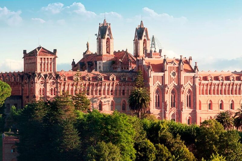 from-santander-capricho-gaudi-with-entrance-santillana-and-redwood-forest