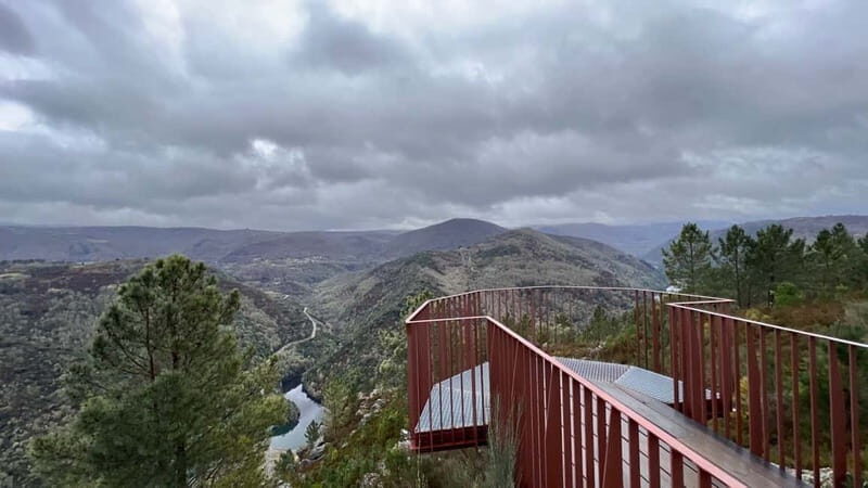 From Santiago: Ribeira Sacra & Sil River Canyon Boat Tour - The Sum Up