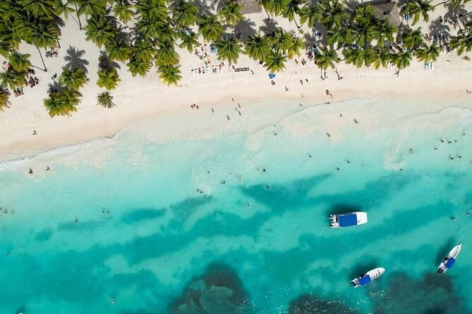 from-santo-domingo-saona-island-food-and-drink-catamaran-vip