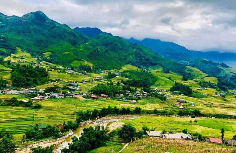 from-sapa-2-day-trekking-tour-with-local-villages