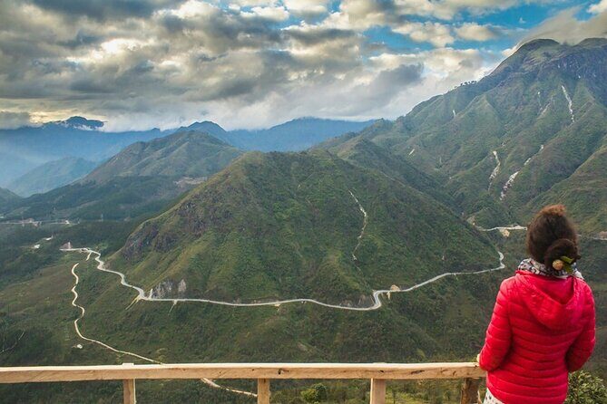 From Sapa: Adventure Tour To O Quy Ho & Trekking Sin Chai Village - Key Points