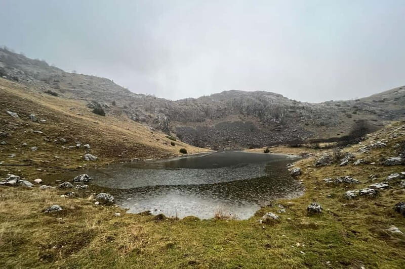 From Sarajevo to Umoljan, Bilici Lake & Bosnian Food Tasting - Key Points