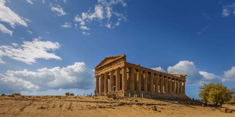 From Sciacca: Round-Trip Transfer to Valley of the Temples - An In-Depth Look at the Experience