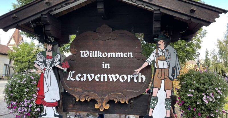 From Seattle/Kirkland/Bellevue: Leavenworth Exclusive Tour - Transportation and Group Size