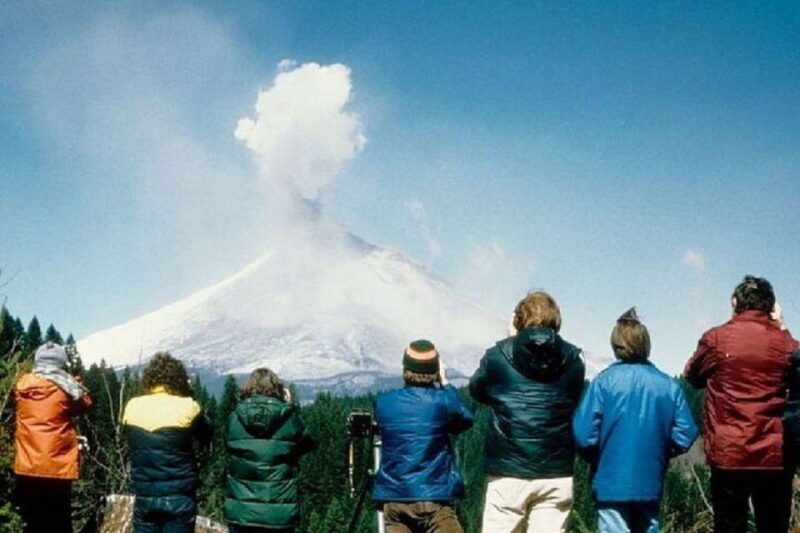 From Seattle: Mt Saint Helen Tour - A Quick Look at the Experience