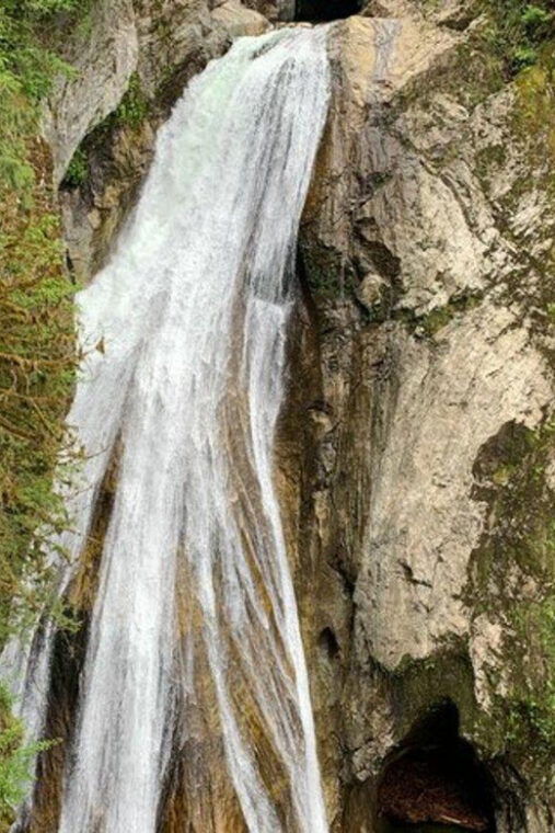 from-seattle-pacific-northwest-waterfalls-hiking-tour