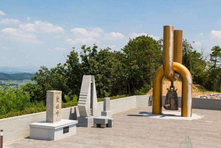from-seoul-aegibong-starbucks-observatory-dmz-view
