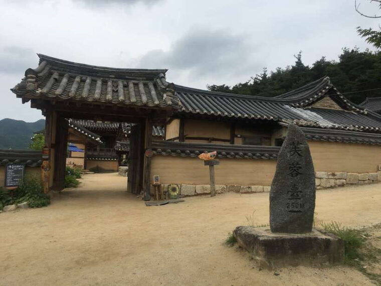 from-seoul-andong-unesco-sites-folk-village-private-tour