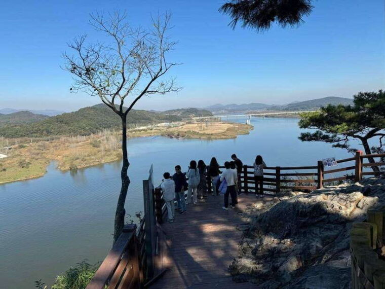 from-seoul-buyeo-day-trip-with-baekje-kingdom-history