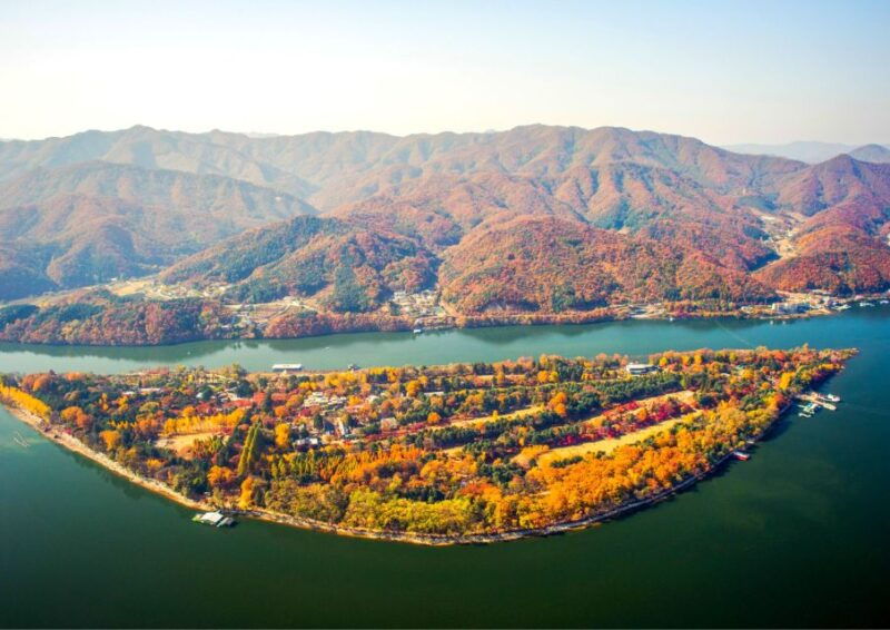 from-seoul-nami-island-korean-garden-rail-bike-day-trip