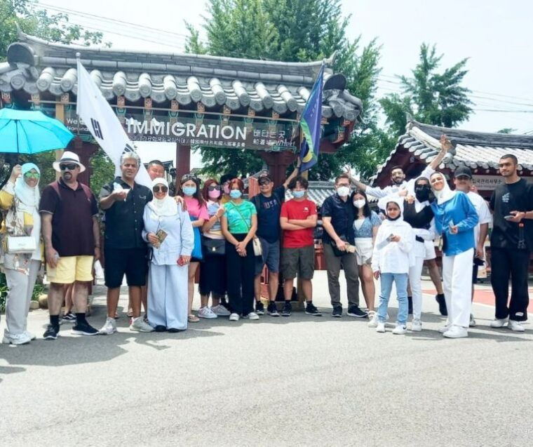 from-seoul-nami-island-korean-garden-rail-bike-day-trip