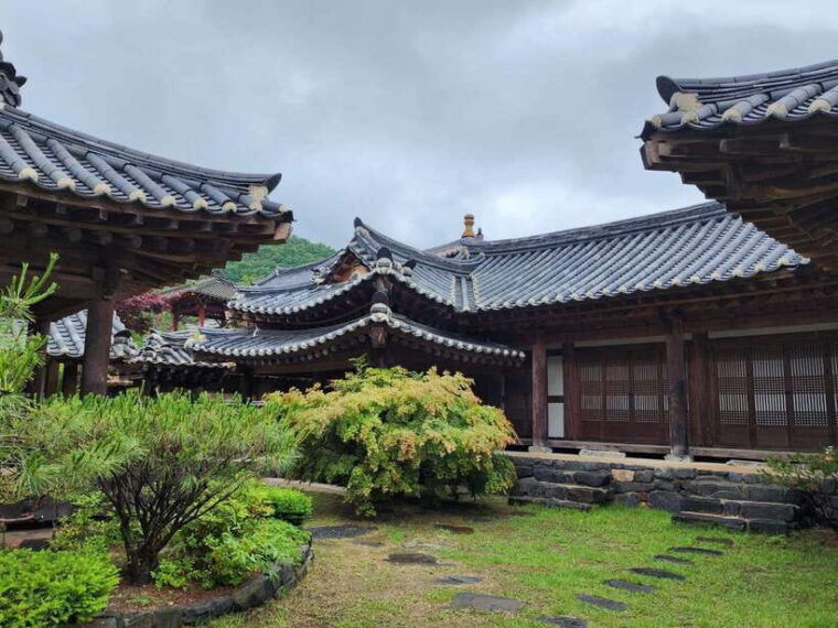 from-seoul-suwon-hwaseong-fortress-tour