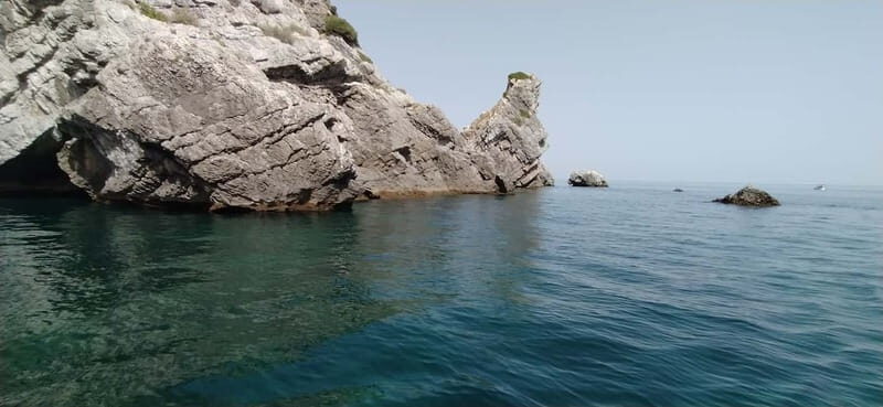 From Sesimbra: Ribeira do Cavalo Beach and Caves Boat Tour - Practical Details & Considerations