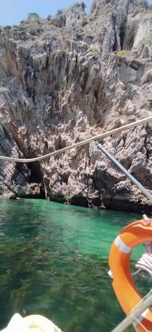 From Sesimbra: Ribeira do Cavalo Beach and Caves Boat Tour - Authentic Insights from Reviews