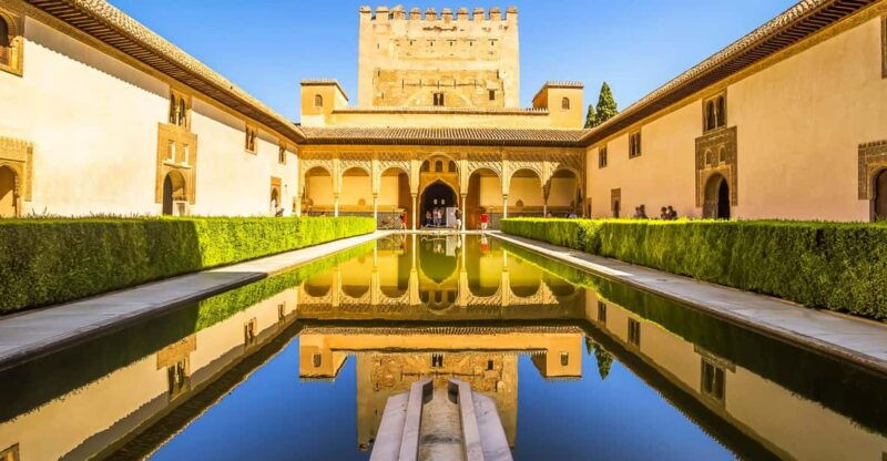 from-seville-alhambra-albaicin-private-tour