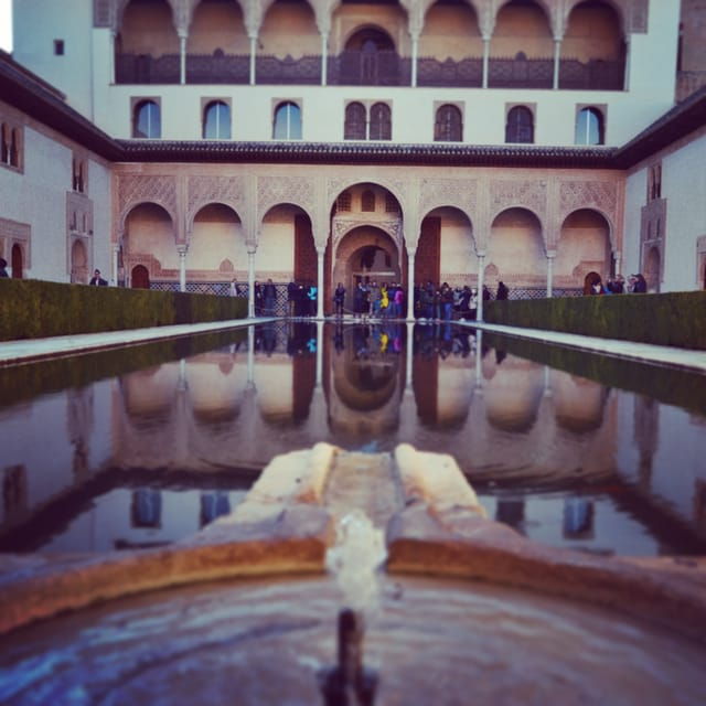 from-seville-alhambra-albaicin-private-tour