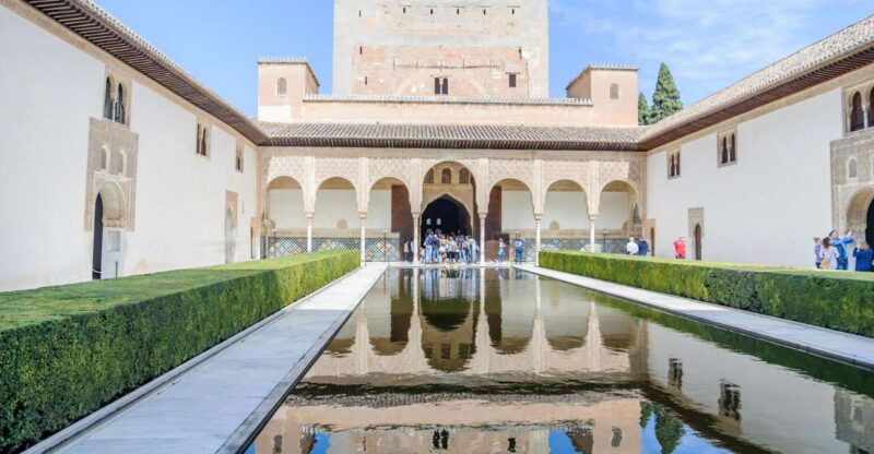 from-seville-granada-day-trip-alhambra-and-albaycin