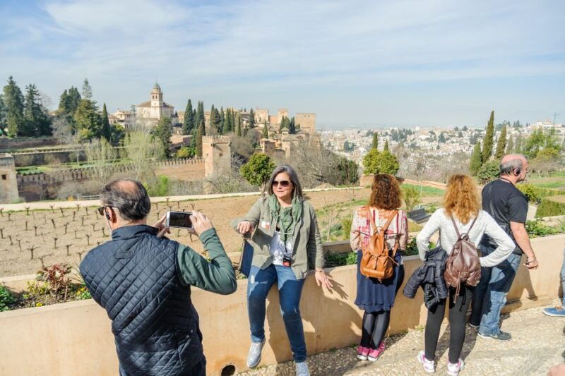 from-seville-granada-day-trip-alhambra-and-albaycin