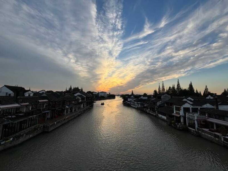 from-shanghai-water-town-zhujiajiao-tour-with-gondola-ride