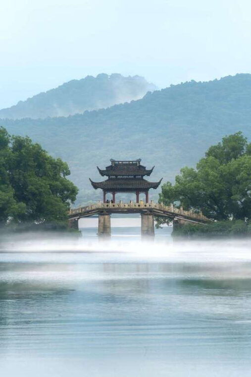 from-shanghaihangzhou-temples-lake-views-night-market-fun
