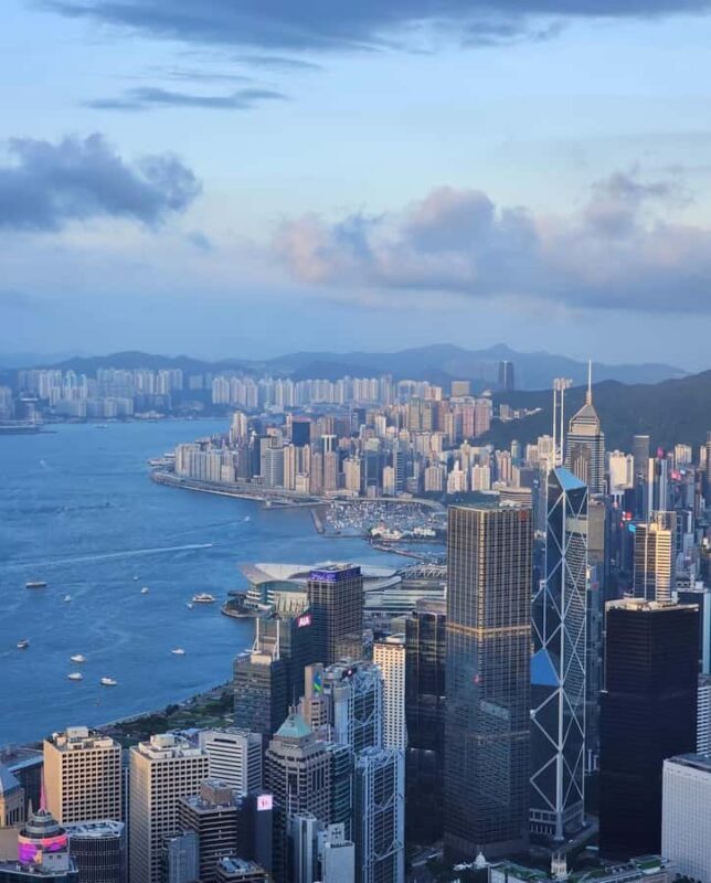 From Shenzhen: Hong Kong Day with Harbour, Peak & Ferry Ride - Key Points