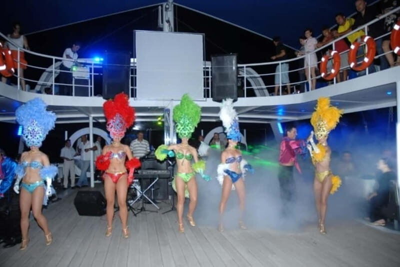 From Side/Alanya: StarCraft Luxury Day or Night Disco Cruise - What’s Included and What’s Not