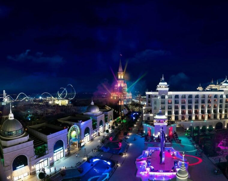 from-side-land-of-legends-night-show-transfers