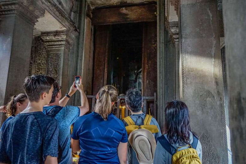 from-siem-reap-angkor-wat-full-day-private-tour-sunrise