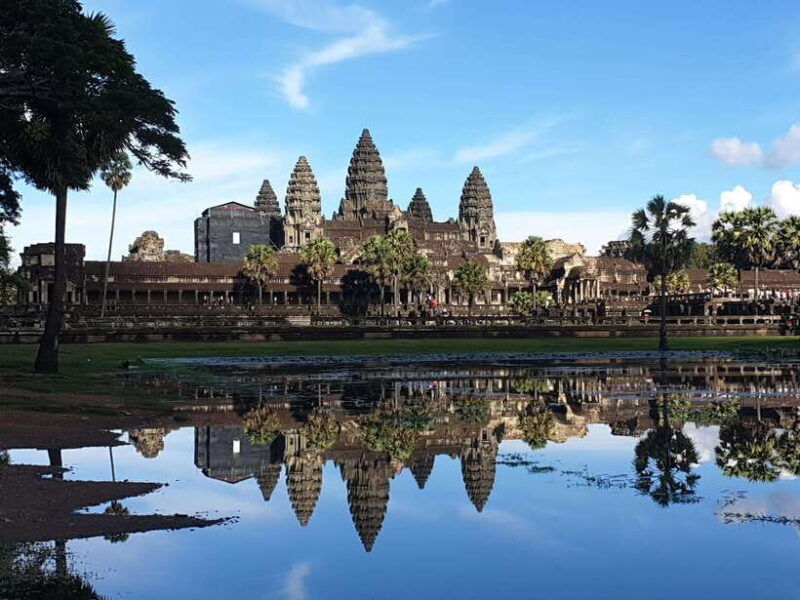 from-siem-reap-angkor-wat-sunrise-lost-city-private-tour