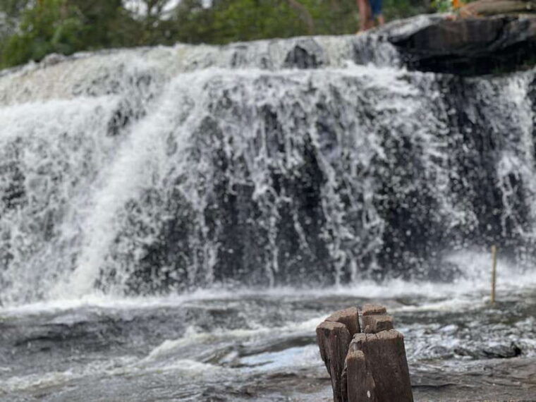 from-siem-reap-banteay-srei-and-kulen-waterfall-guided-tour