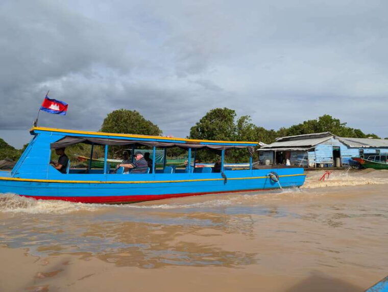 from-siem-reap-floating-village-tour-by-boat