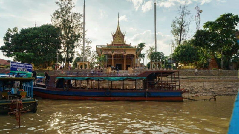 from-siem-reap-kampong-phluk-floating-village-tour-by-boat
