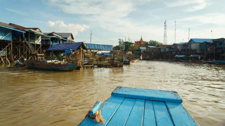 from-siem-reap-kampong-phluk-floating-village-tour-by-boat